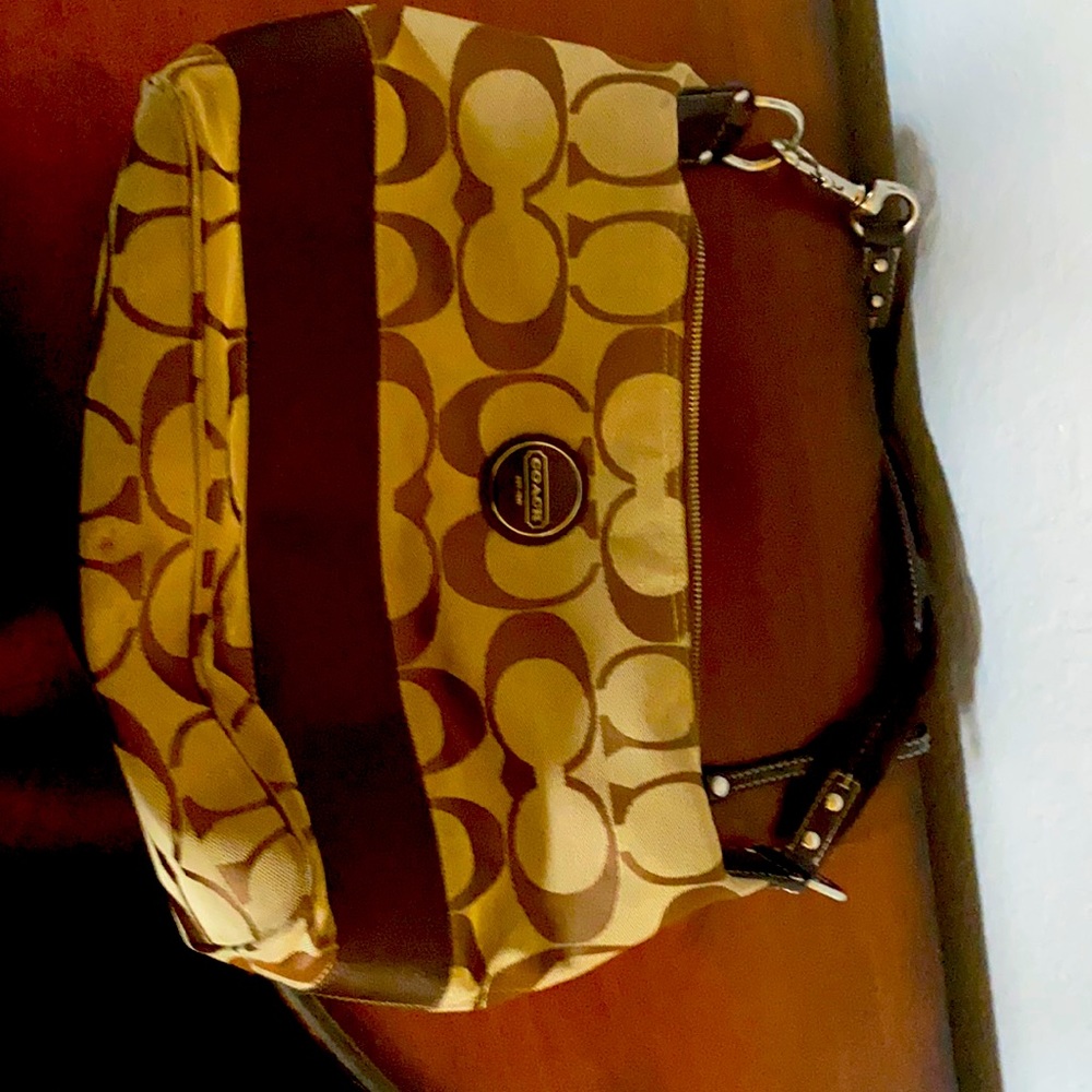 Coach shoulder purse